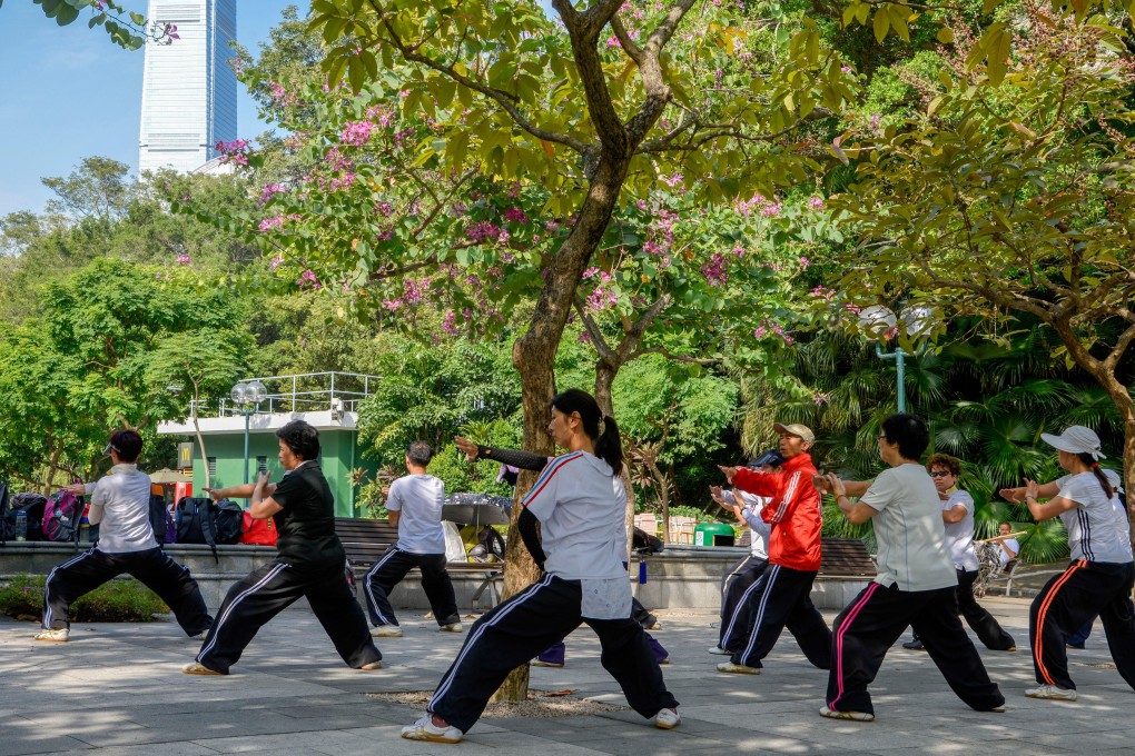 Tai chi practitioners in Kowloon Park. Photo: Alamy