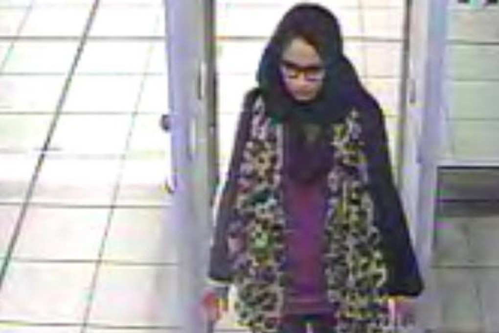 Shamima Begum at Gatwick Airport, England, 17 February 2015. Photo: EPA-EFE
