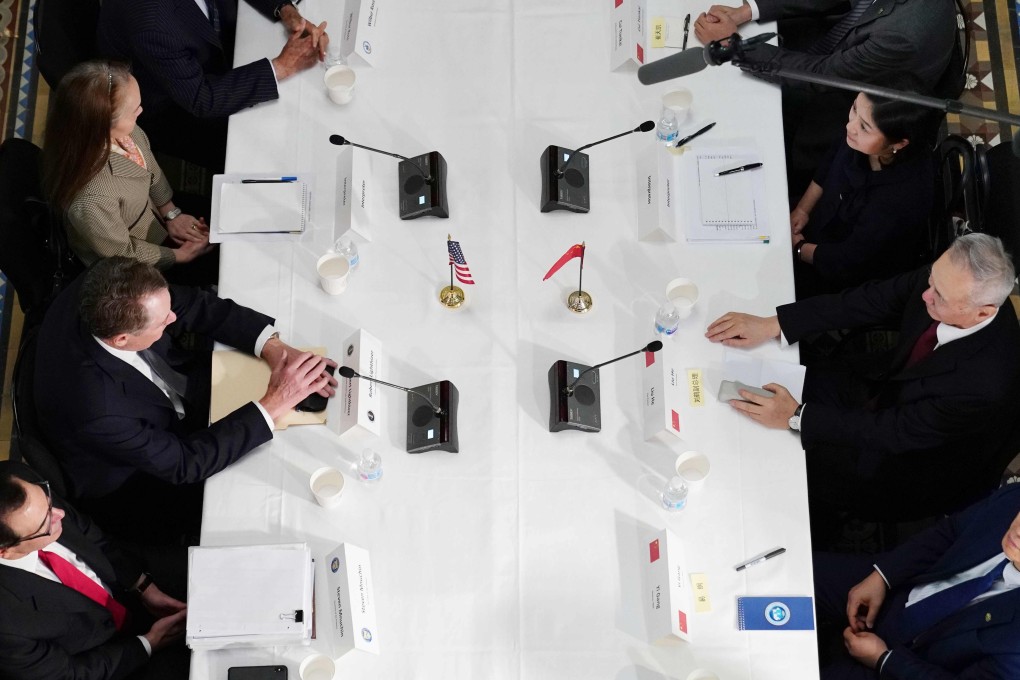 Top US and Chinese officials, led by US Trade Representative Robert Lighthizer (left, second from bottom) and Chinese Vice-Premier Liu He (right, second from bottom), attend the latest round of talks in Washington to try to bridge the chasm between the world’s two largest economies. Photo: AFP