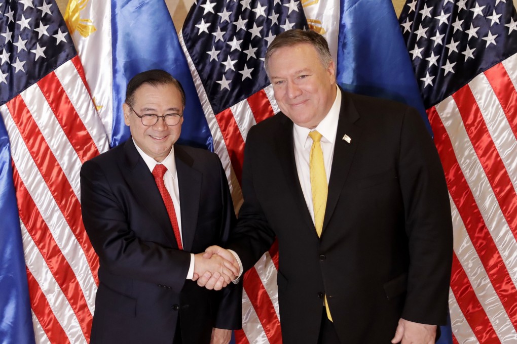 Philippine Foreign Affairs Secretary Teodoro Locsin Jnr and US Secretary of State Mike Pompeo. Photo: AP
