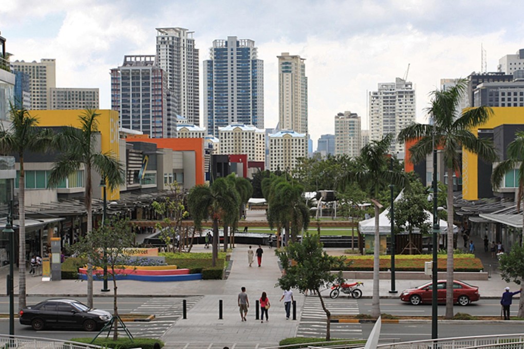 Bonifacio Global City has become one of the hot spots for luxury housing in Manila. Photo: Alamy