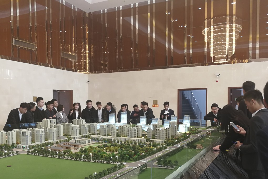 The showroom of the Jingdong CBD project in Yanjiao was bustling with potential buyers. Photo: Yangpeng Zheng