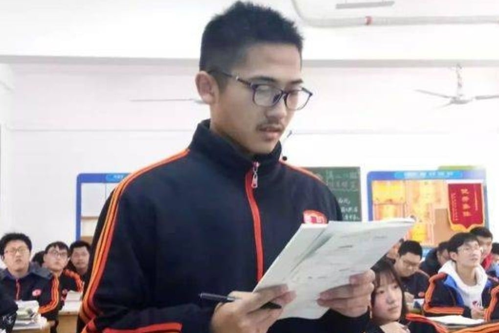 A Chinese student’s gruelling holiday study plan impressed his teacher on his return to the classroom and revealed the dedication required to win a coveted place in China’s university entrance examination, seen by many poor young people as the only way to improve their opportunities. Photo: Thecover.cn