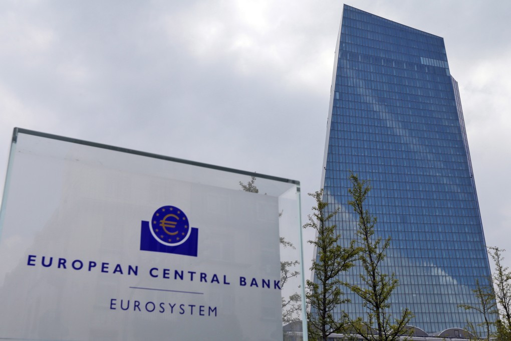 The euro fell for a fifth day, dropping 0.6 per cent to US$1.1234, while government bonds rose, pushing the German 10-year yield to the lowest since 2016. Photo: EPA