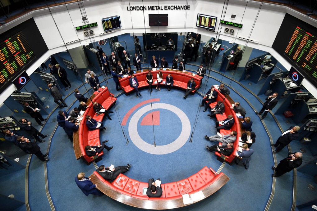 Floor traders at the London Metal Exchange (LME) on September 2 2015. HKEX spent £1.39 billion (US$2.2 billion/HK$16.7 billion) in a 2012 takeover of the world’s largest marketplace for metal contracts. Photo: EPA