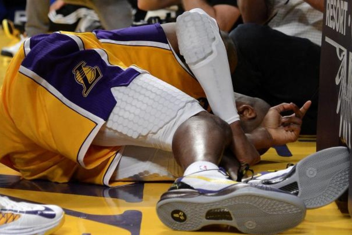 kobe bryant achilles boot