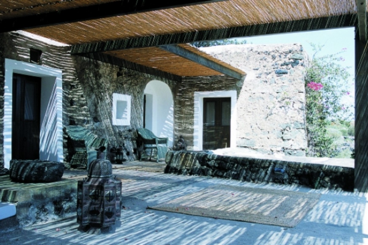 Armani s holiday home in Pantelleria is designed by architect