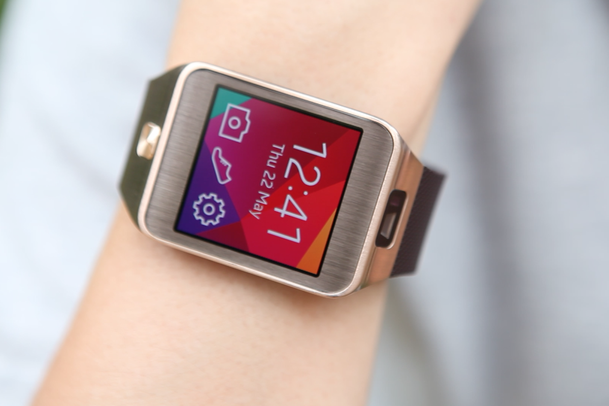 Samsung gear hotsell 2 2014
