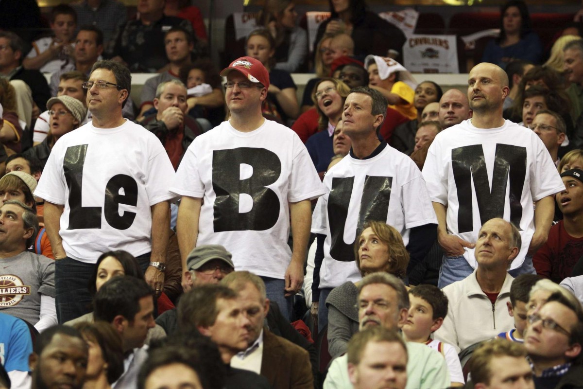 SEE IT: Cavaliers 'fan' wears burnt LeBron James jersey to game