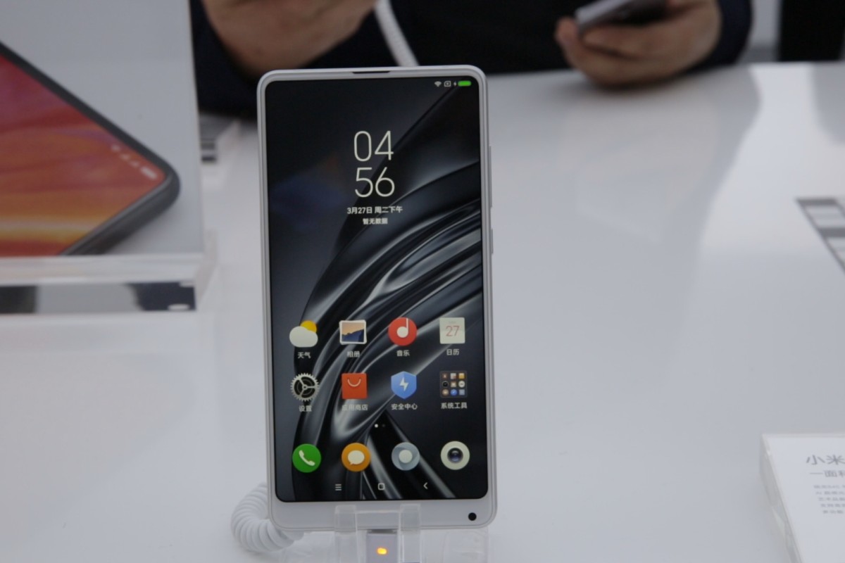 Hands on with the Xiaomi Mi MIX 2S: Bold, beautiful and a