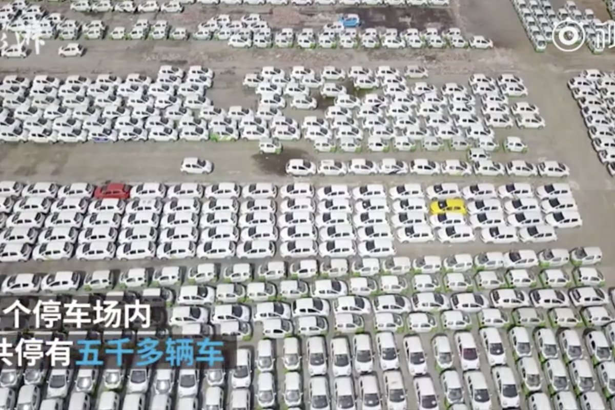 Thousands of shared electric cars seen discarded in Hangzhou South
