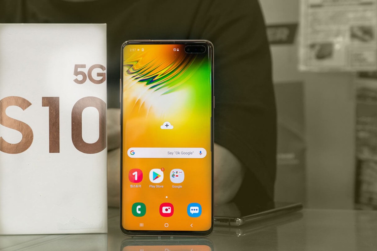 Samsung S10 5g First Look A Supersized Phone With Six Cameras South China Morning Post
