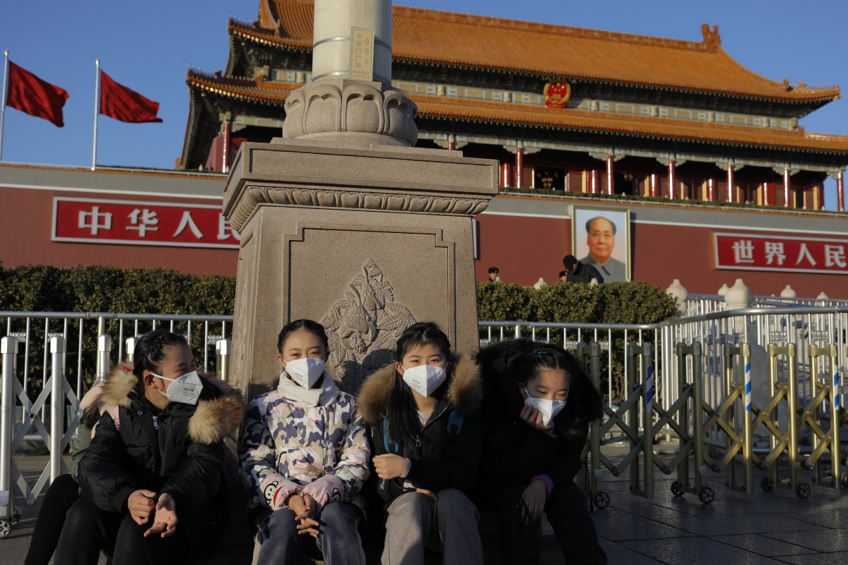 Hong Kong market weighed down by Wuhan pneumonia, suffers worst fall in over five months
