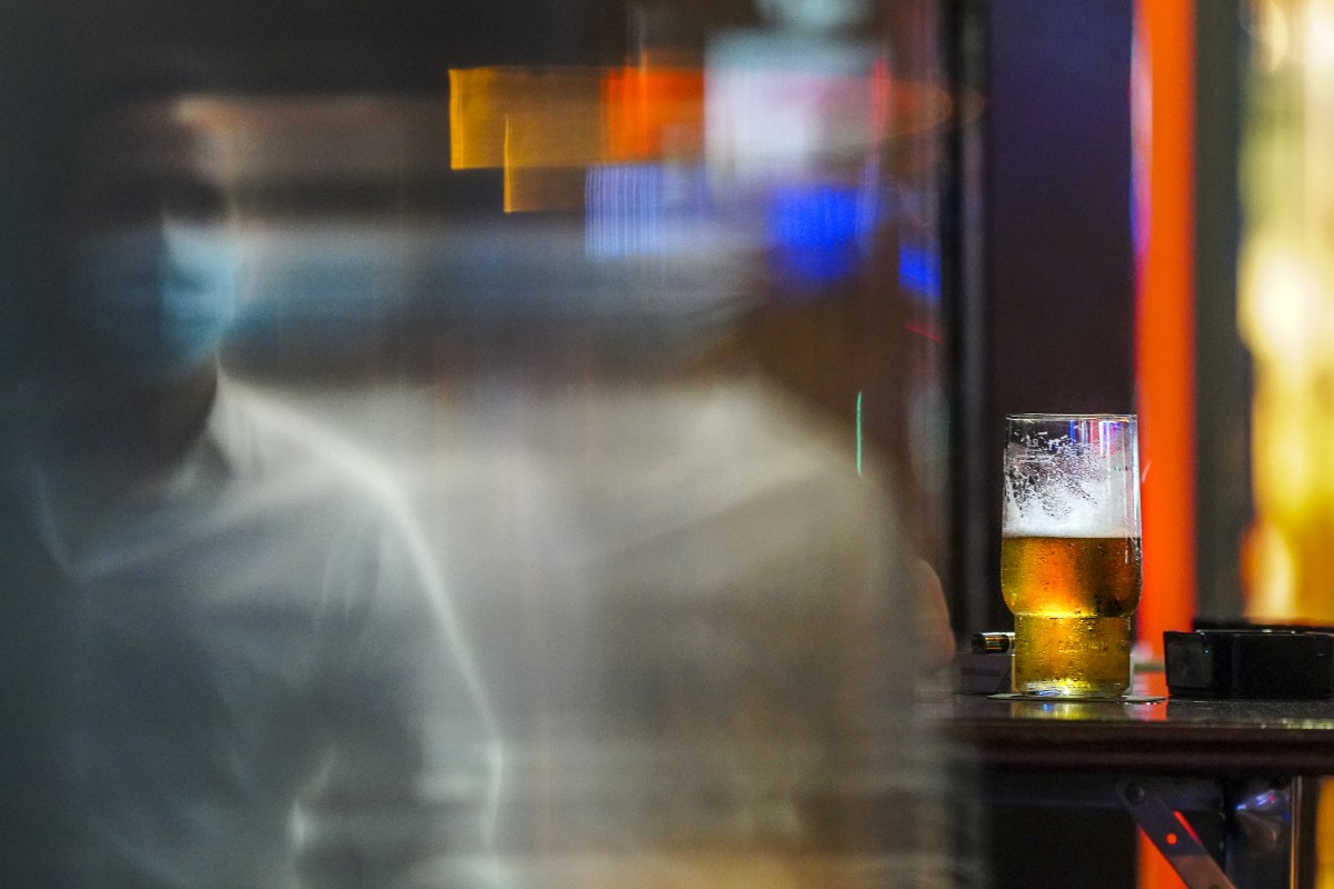 Hong Kong, known for its dazzling array of pubs, is banning alcohol sales at bars and restaurants to try to curb the spread of the coronavirus. Photo: Sam Tsang