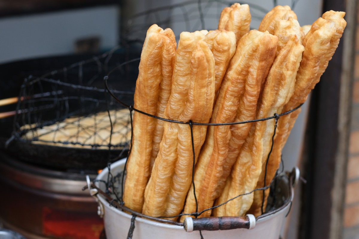 Chinese deep-fried dough sticks. Photo: Shutterstock