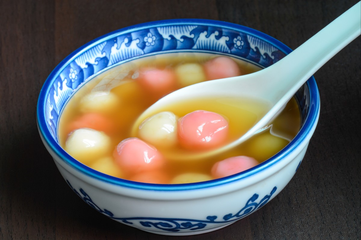 Glutinous rice balls in sweet syrup is a popular dessert among Chinese families during the winter solstice. Photo: Shutterstock