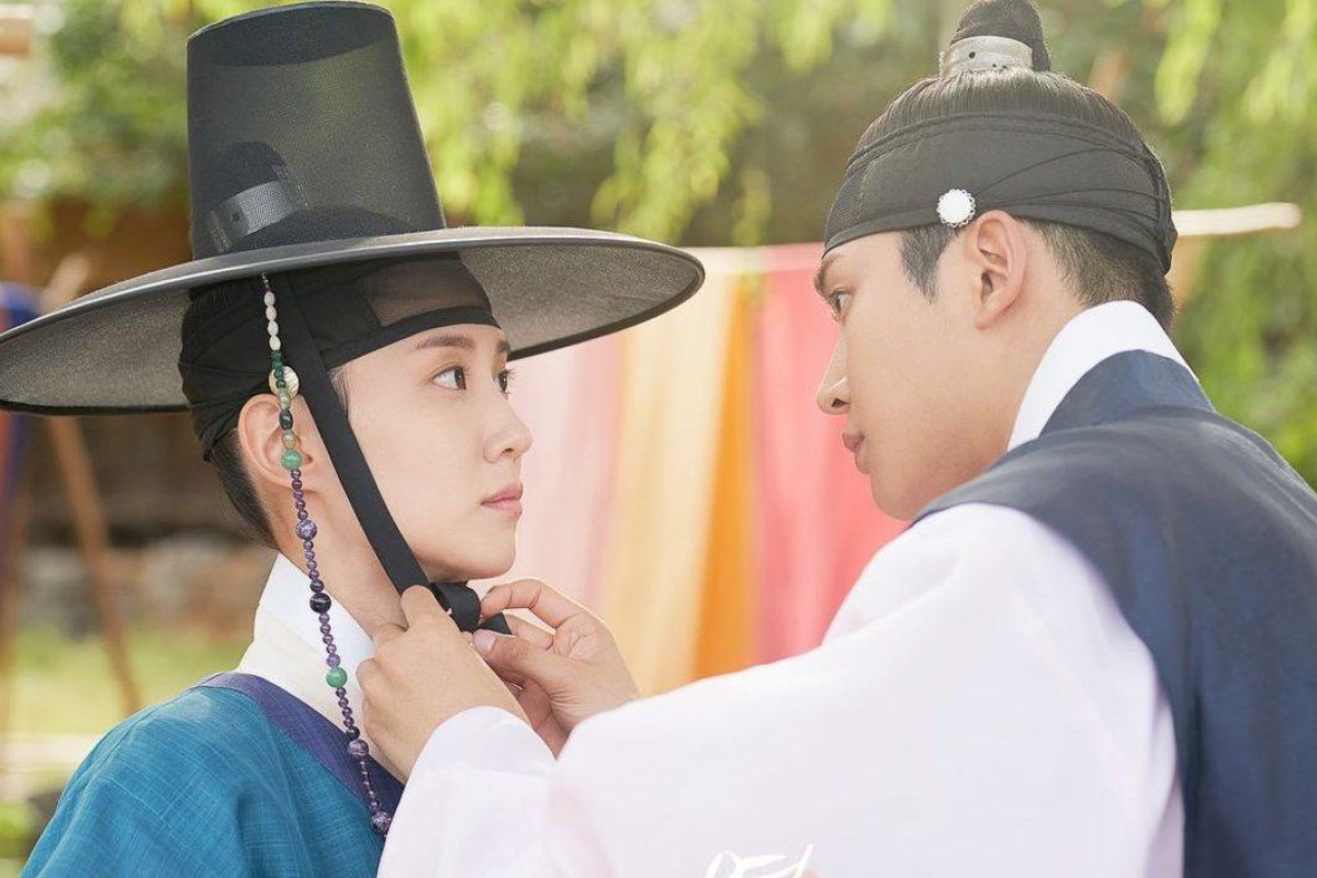 Park Eun-bin (left) as Lee Hwi and Rowoon as Jung Ji-woon in a still from Netflix K-drama The King’s Affection. Photo: Netflix