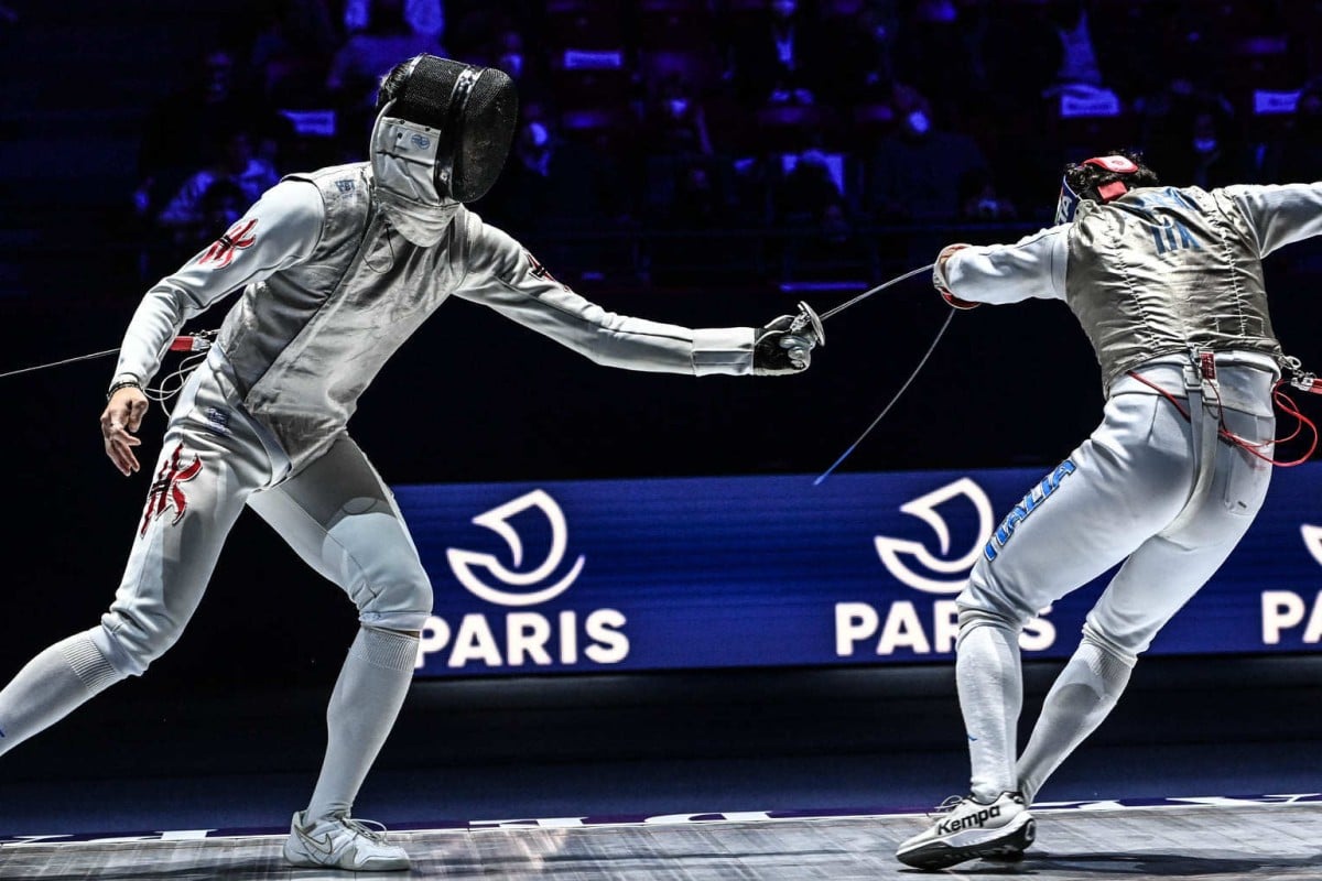 Hong Kong fencer Cheung Ka-long wins men’s individual foil gold against Edoardo Luperi of Italy at the FIE World Cup in Paris, France. Photo: FIE   