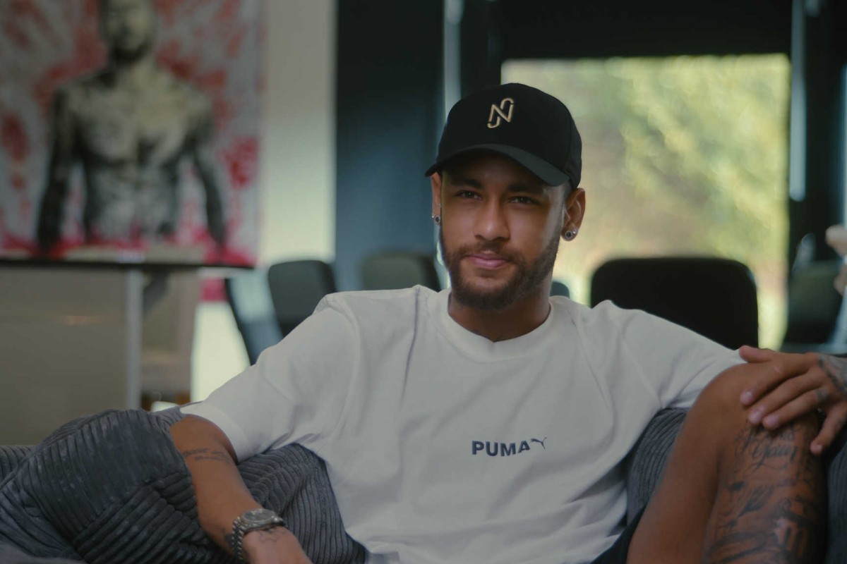 the perfect chaos behind Neymar leaves 