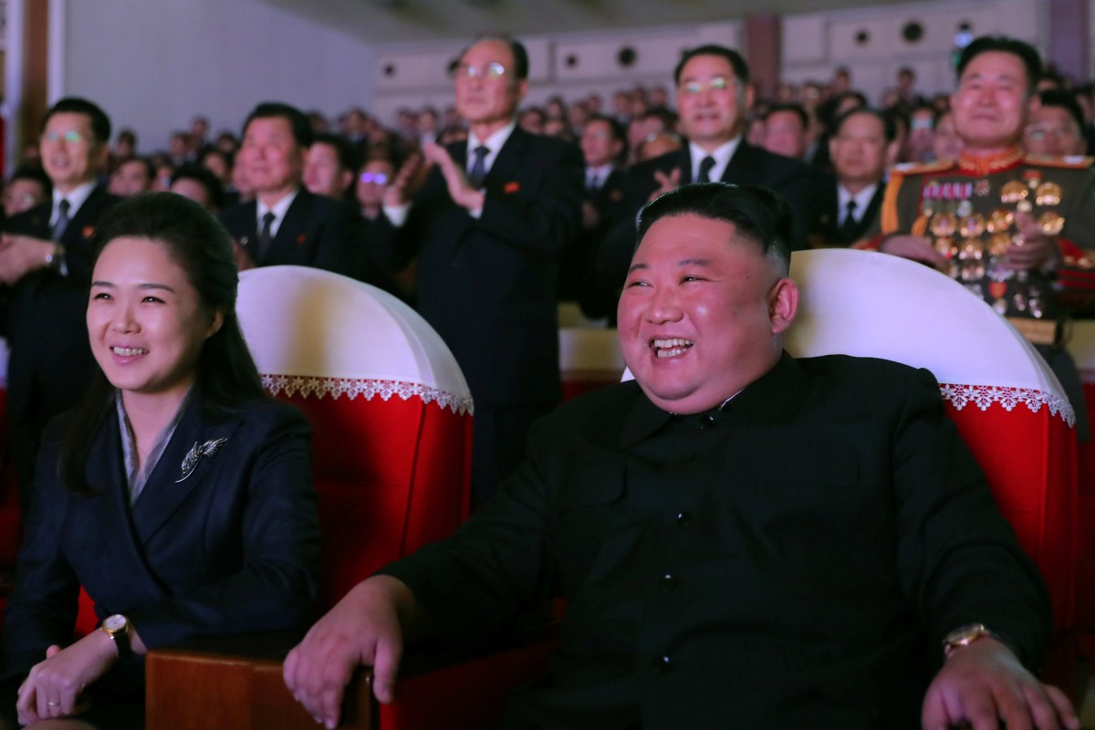 North Korean leader Kim Jong-uns wife picture