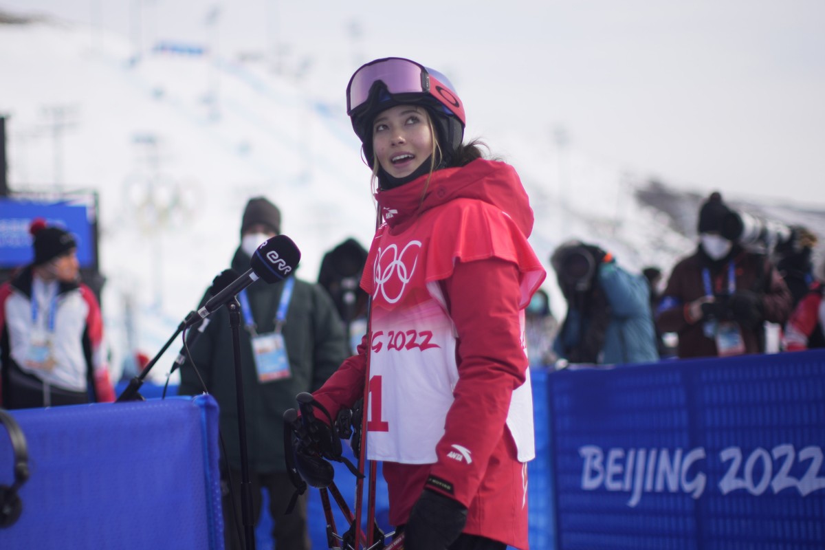 China’s Eileen Gu talks to reporters after the women’s halfpipe qualification. Photo: AP