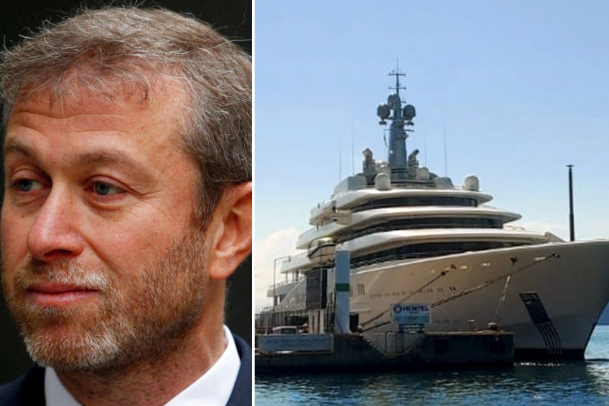 Russian billionaire Roman Abramovich and his US$700 million superyacht, the Eclipse. Photo: Reuters, AFP