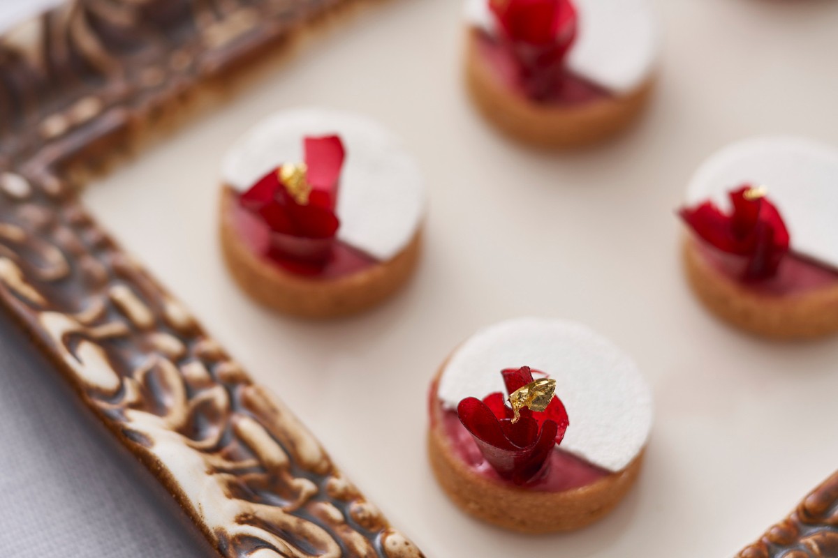 gebed Corroderen metaal The history of petits fours, the mini French desserts that require huge  skill to make | South China Morning Post