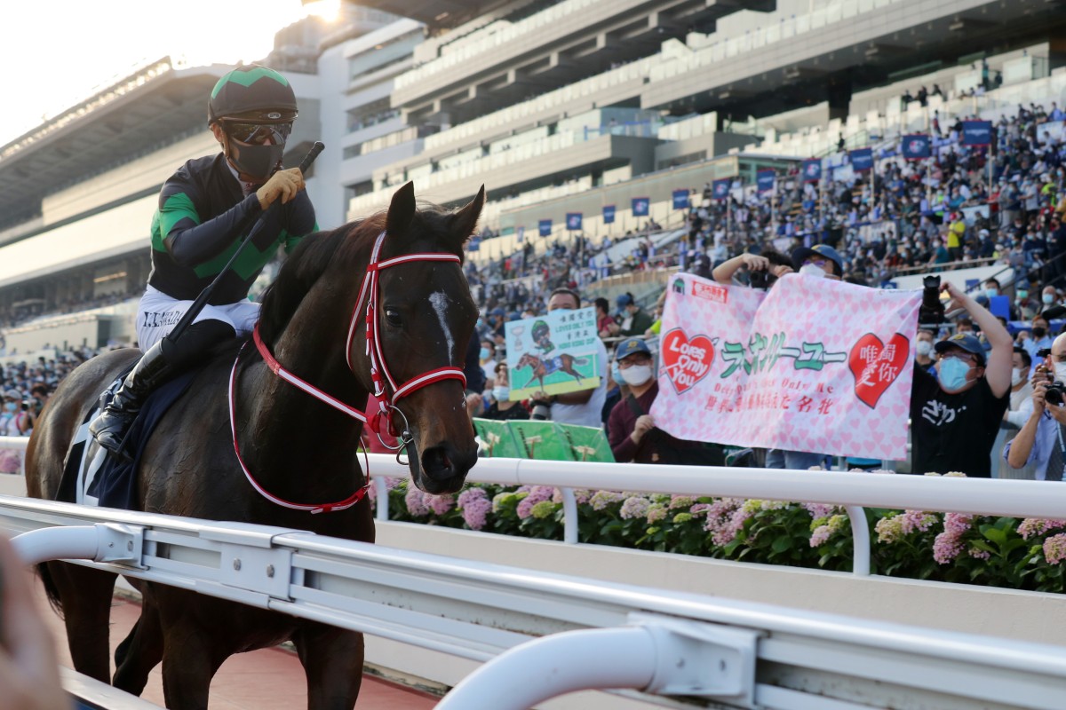 Yuga Kawada celebrates Loves Only You’s victory in the 2021 Hong Kong Cup. Photos: Kenneth Chan