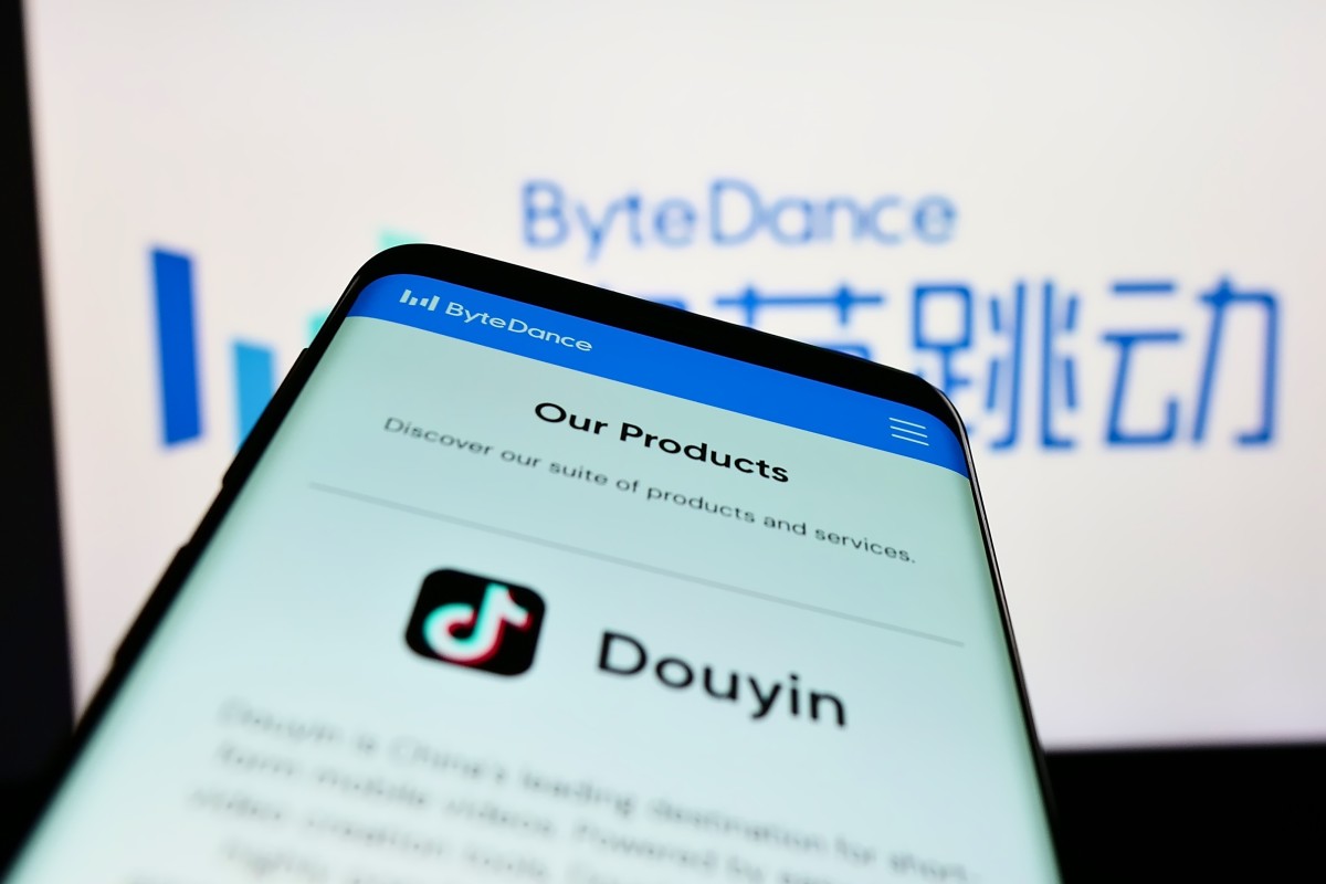 ByteDance-owned Douyin, the Chinese version of TikTok, is taking on Meituan in various segments of China’s vast on-demand local services sector. Photo: Shutterstock 