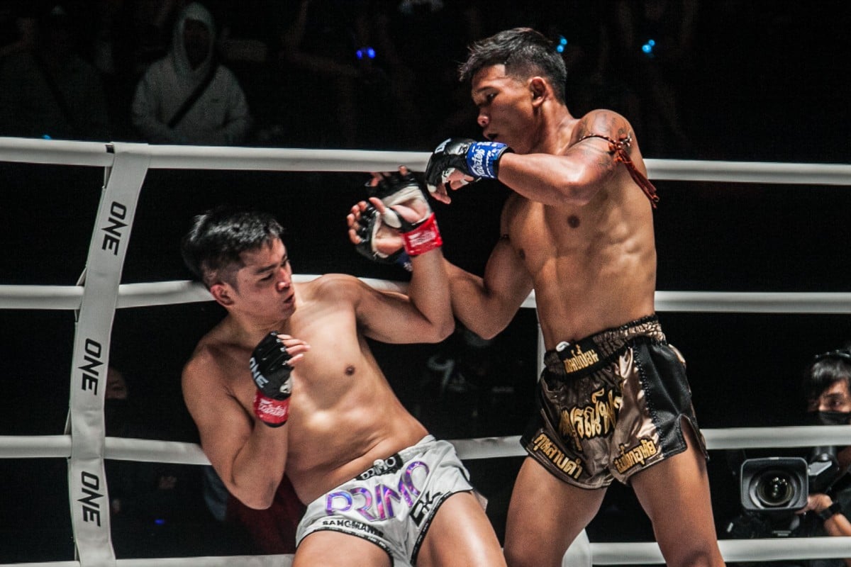 Kulabdam hurts Sangmanee with a punch at ONE Championship Friday Fights 2. Photos: ONE Championship.