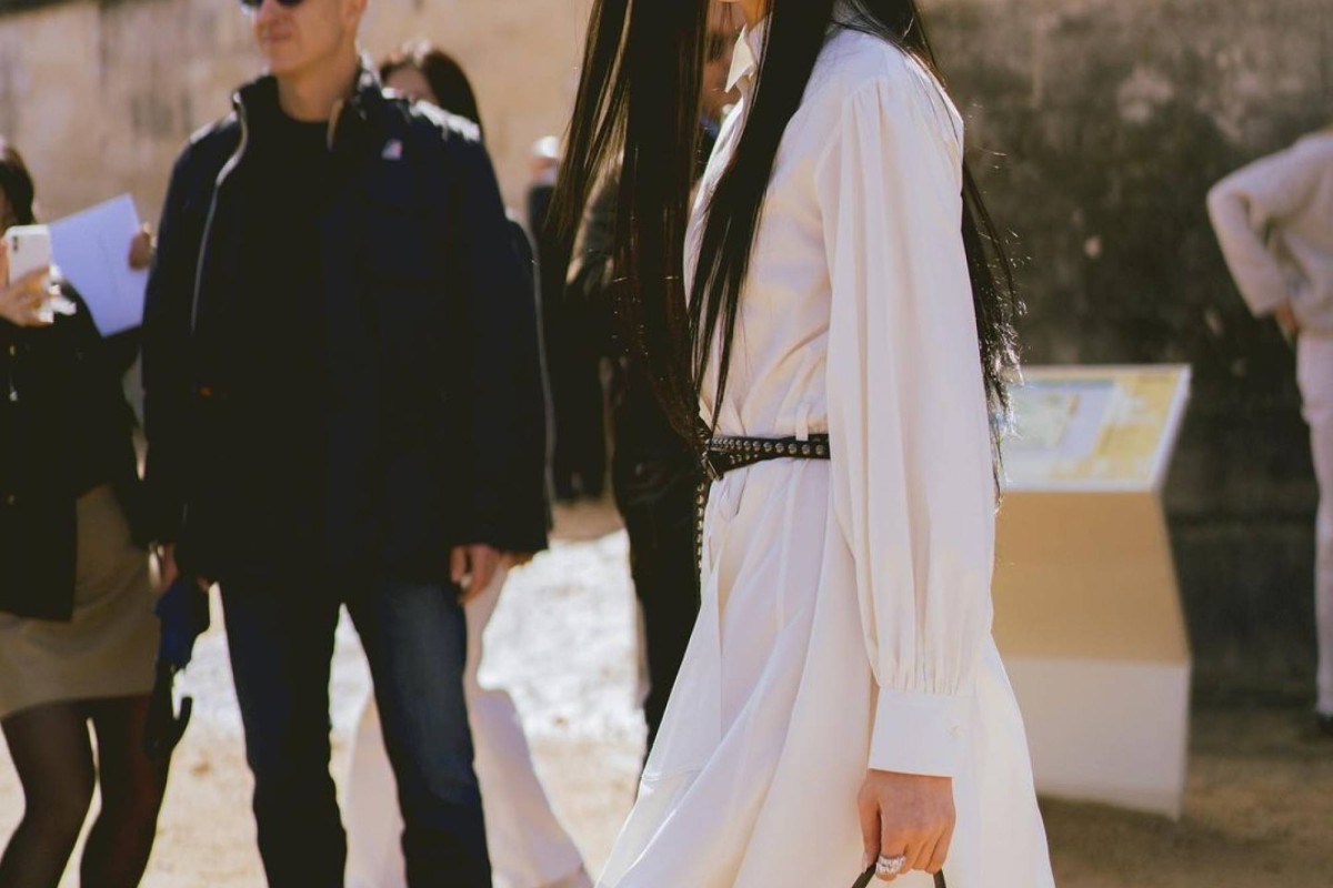 8 Korean fashion models rocking the global runways, from HoYeon Jung of  Squid Game and Louis Vuitton fame, to Irene Kim, Shin Hyun-ji and Park  Soo-joo, who are besties with BTS' J-Hope, image size:1200x800