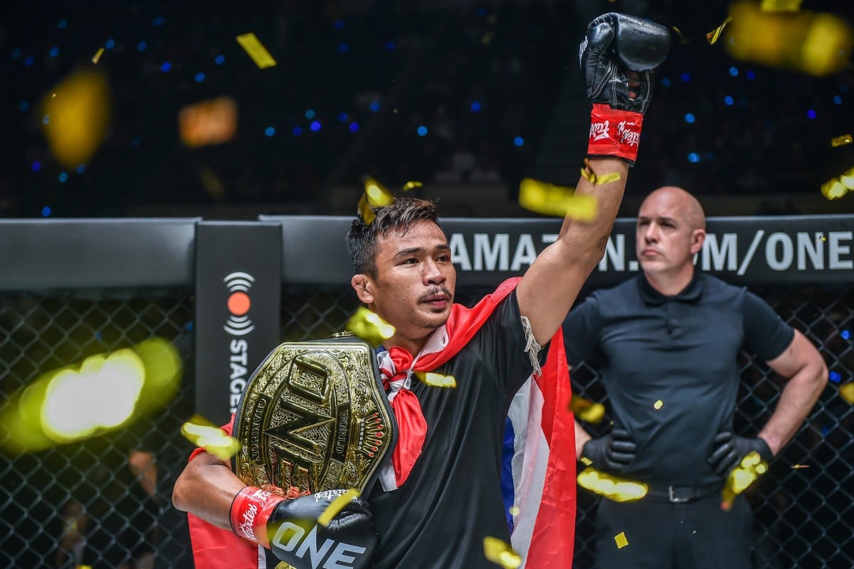 Flyweight kickboxing champ Superlek Kiatmoo9 celebrates his KO victory over Danial Williams at ONE Fight Night 8 in Singapore. Photos: ONE Championship.