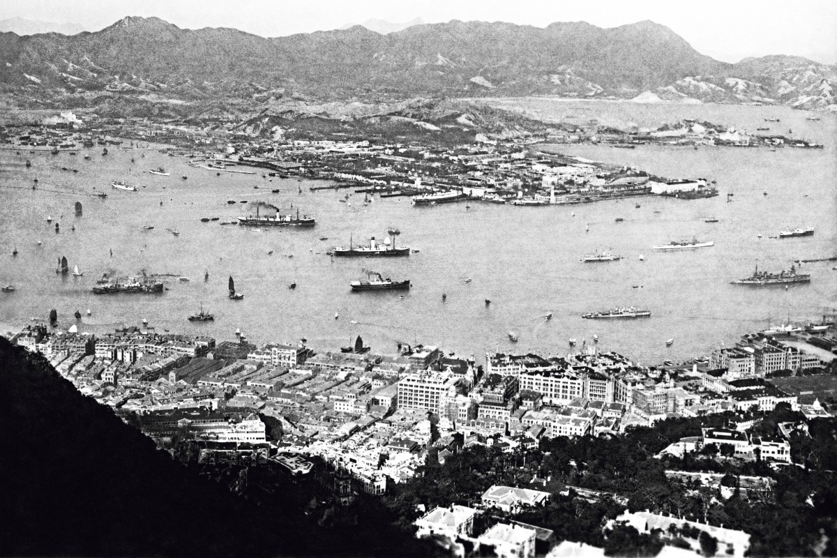 A 1920s aerial view of Hong Kong, with Western District in the foreground and the Kowloon peninsula and hills in the background. Australian William Farmer Whyte sailed into Victoria Harbour for a two-day visit in 1923, recorded in his travelogue. Photo: The University of Hong Kong Libraries