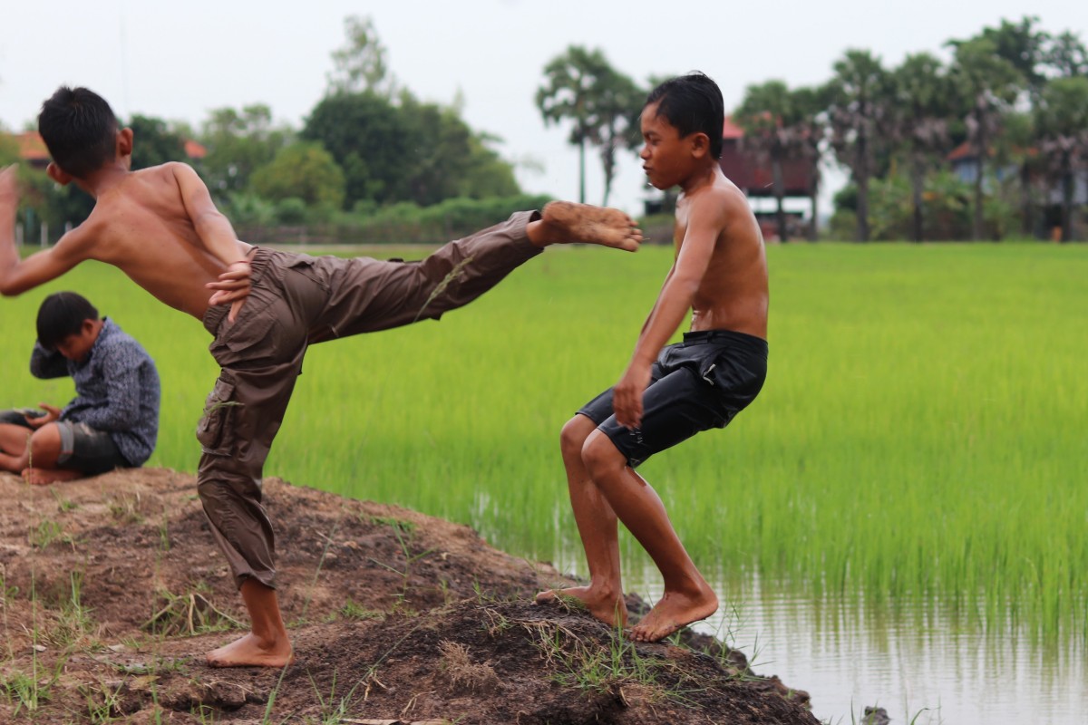 Boys practise kun khmer in Cambodia. Photo: Shutterstock 