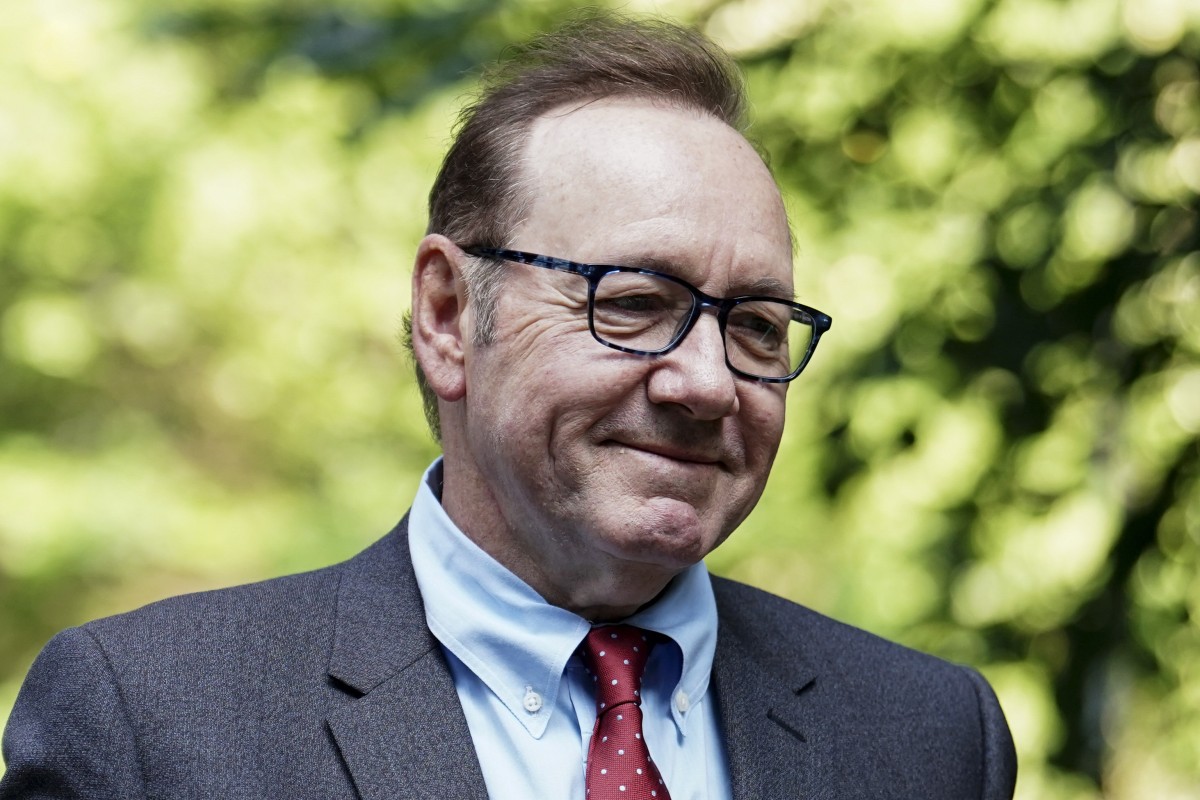 Kevin Spacey arrives at court where he is charged with 3 counts of indecent assault, 7 counts of sexual assault, 1 count of causing a person to engage in sexual activity without consent and 1 count of causing a person to engage in penetrative sexual activity without consent. Photo: dpa