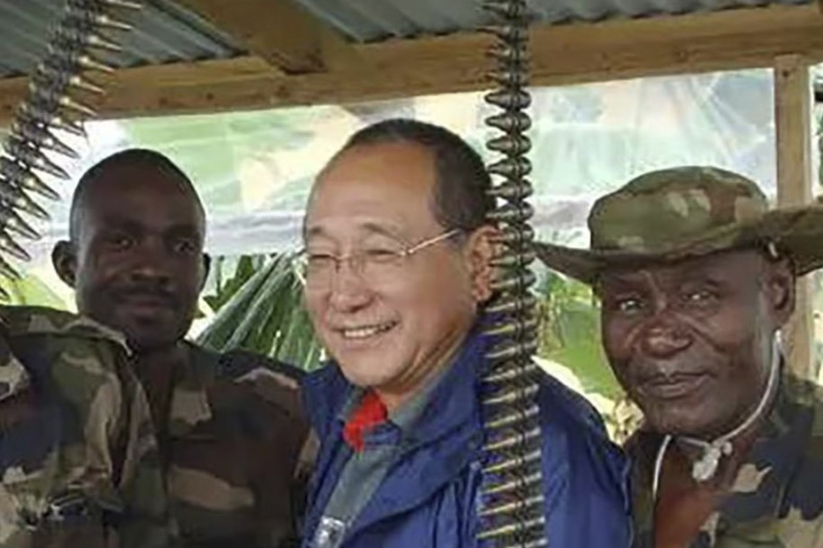 Hu Jieguo, a former teacher from Shanghai, is now a tribal chief in Nigeria. Photo: News.ynet.com
