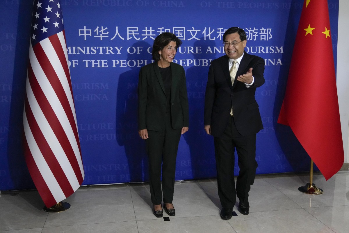 US Commerce Secretary Gina Raimondo with Chinese Minister of Culture and Tourism Hu Heping. Photo: AFP