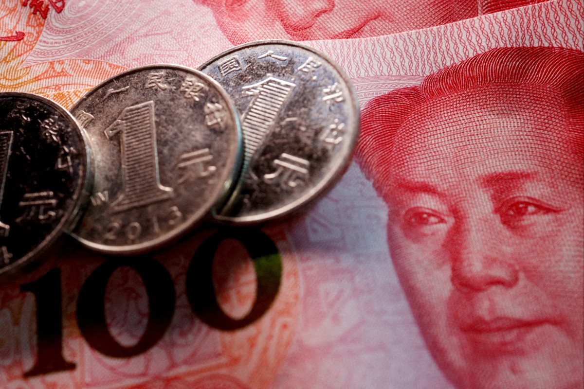 China will cut its reserve requirement ratio by 0.25 percentage points on Friday. Photo: Reuters