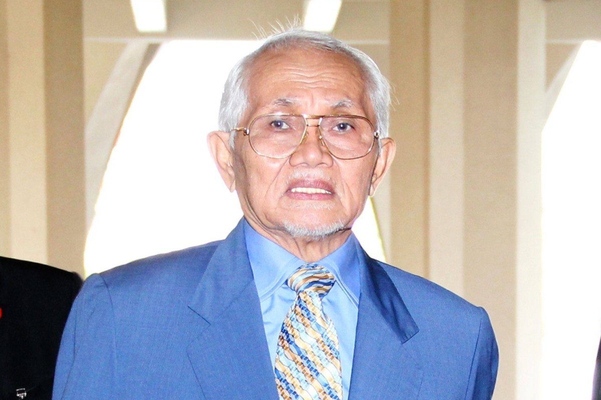 Taib Mahmud arrives at the Sarawak State Legislative Assembly on May 21, 2013. File photo: AFP 