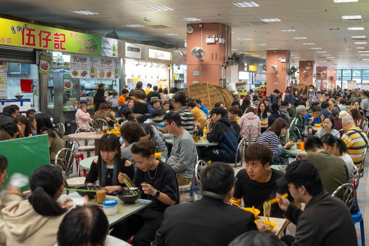 Crowds galore on a Saturday at Tai Po Hui Cooked Food Centre, Tai Po, on January 13, 2024. Photo: Sam Evans