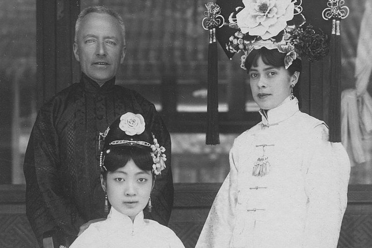 Reginald Johnston, Wanrong and Isabel Ingram in the Forbidden City. The life of China’s final imperial ruler may have been immortalised by way of a Hollywood blockbuster, but less known is that of Puyi’s wife Wanrong and her American tutor Isabel Ingram.