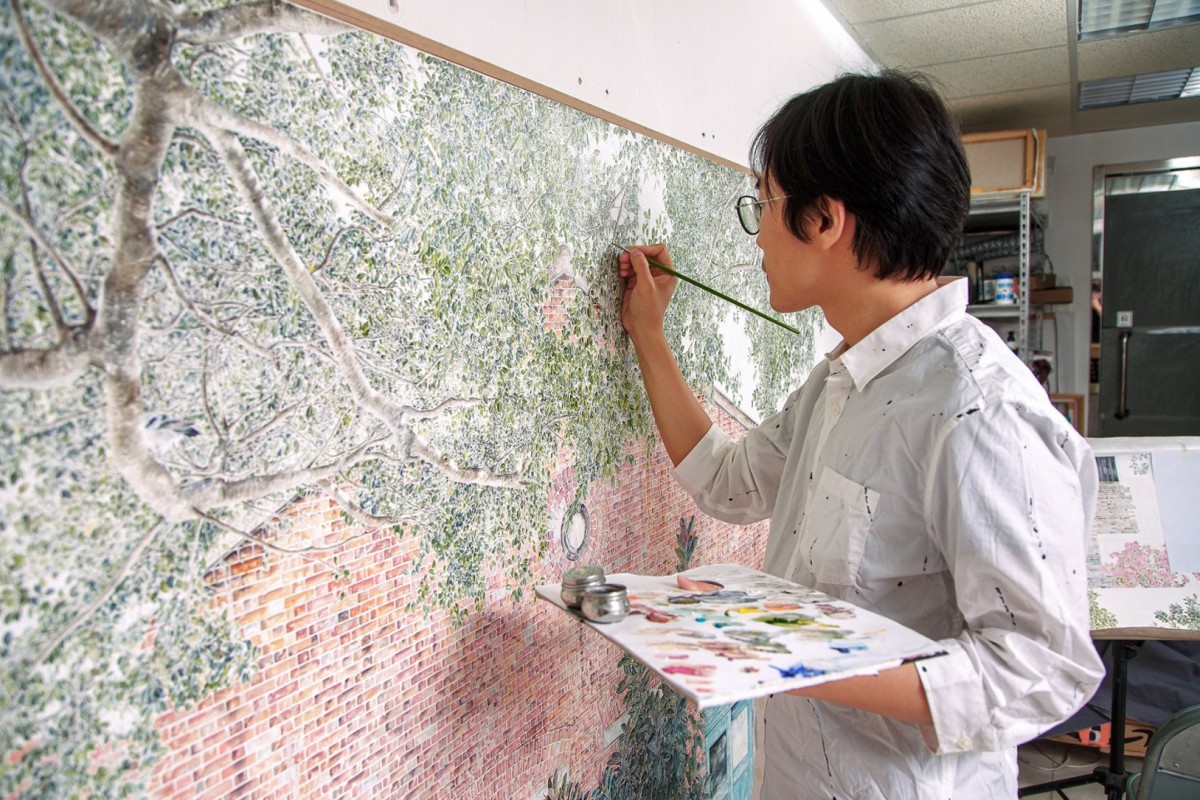 Hong Kong artist Fung Chim at work. He is one of five Hong Kong artists whose paintings feature in the exhibition Mandala at Sansiao Gallery in the city’s Central district and which are characterised by their repetitive patterns. 