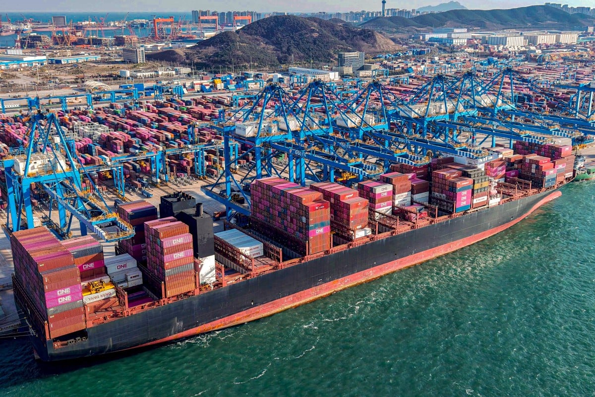 Mô hình phát triển cảng biển lưỡng dụng và tham vọng hàng hải của Trung Quốc Mô hình phát triển cảng biển lưỡng dụng và tham vọng hàng hải của Trung Quốc