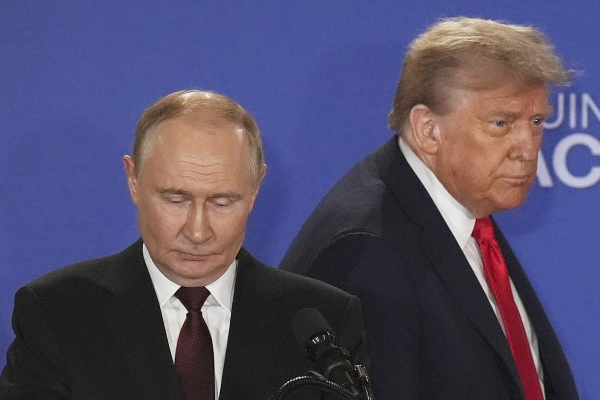 US President Donald Trump and Russia’s President Vladimir Putin arrive for a joint press conference at Joint Base Elmendorf-Richardson in Anchorage, Alaska, on Friday. Photo: AP