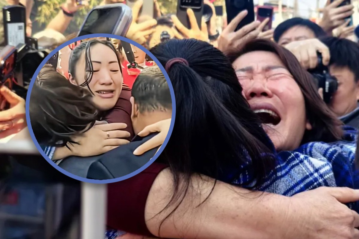 Woman reunites with birth parents after being abandoned in toilet by grandad 28 years ago