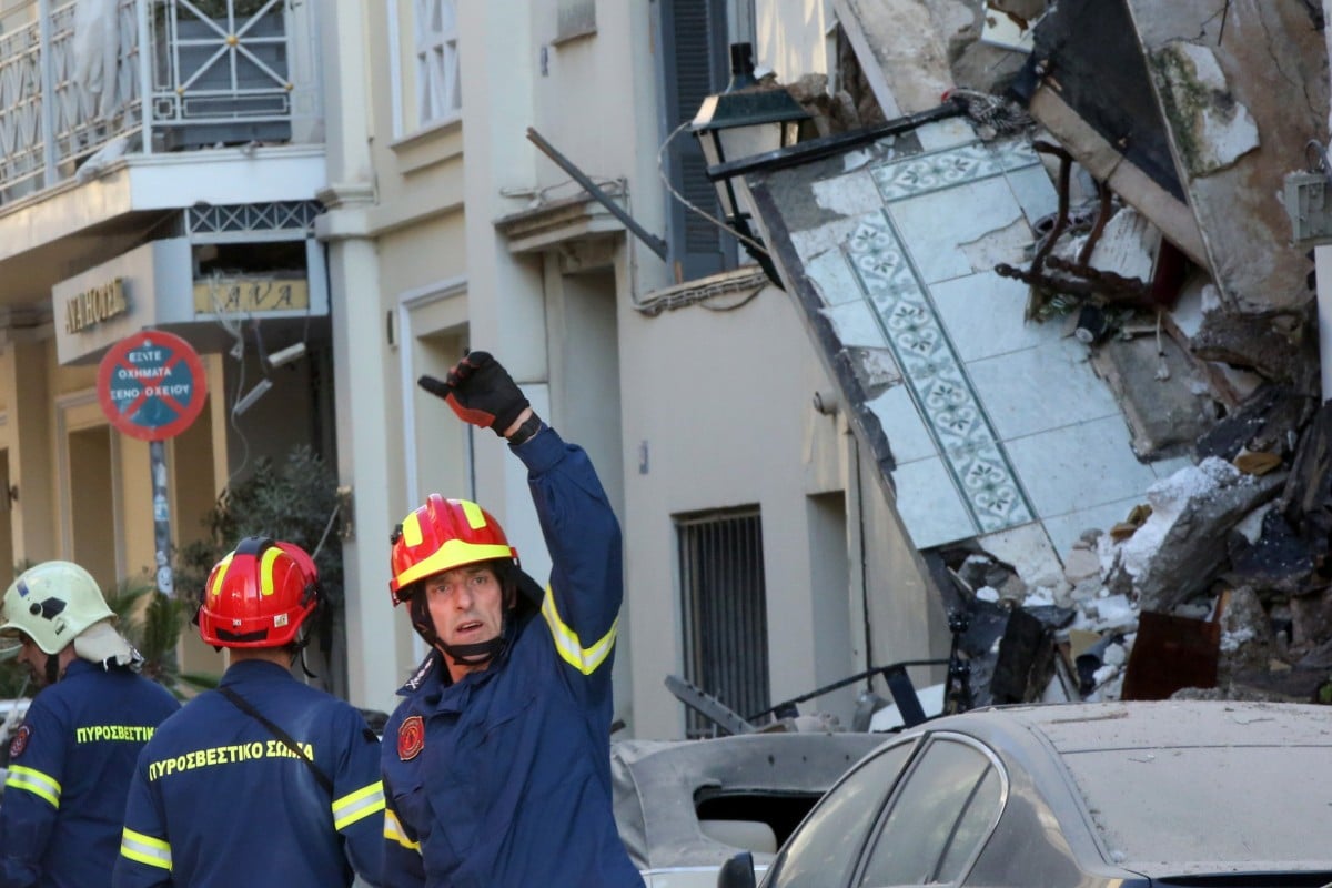 雅典觀光區住宅爆炸倒塌,造成三人受傷