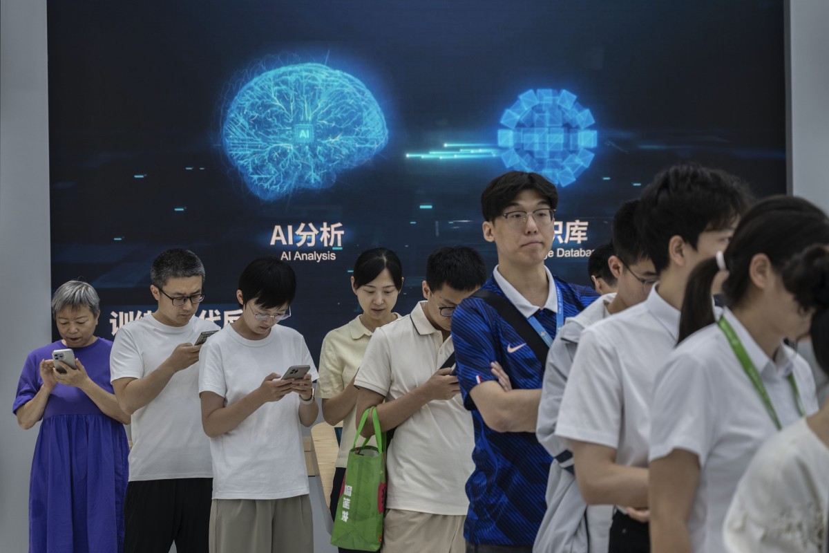 中國生成式AI用戶突破7億，佔總人口一半以上