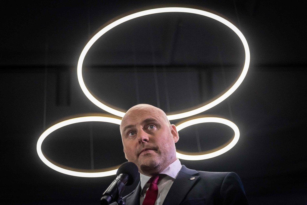 拉脫維亞大選：庫爾貝格斯有望大勝，俄羅斯威脅籠罩