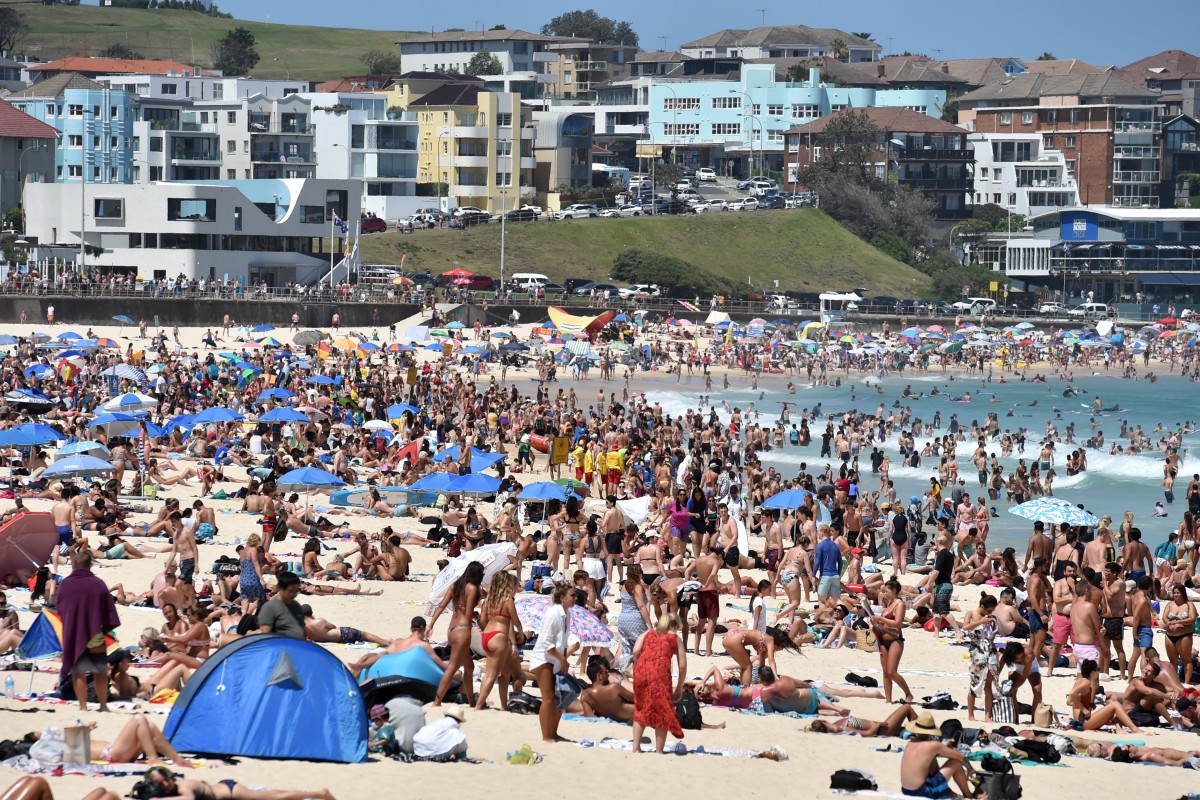 Australian Beach Sex - Hong Kong tourist charged in Australia after French woman ...