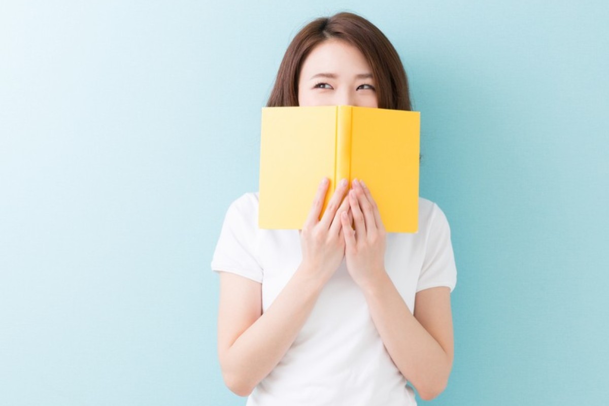 Expensive Books Fewer Bookstores Phones Hong Kongs - 